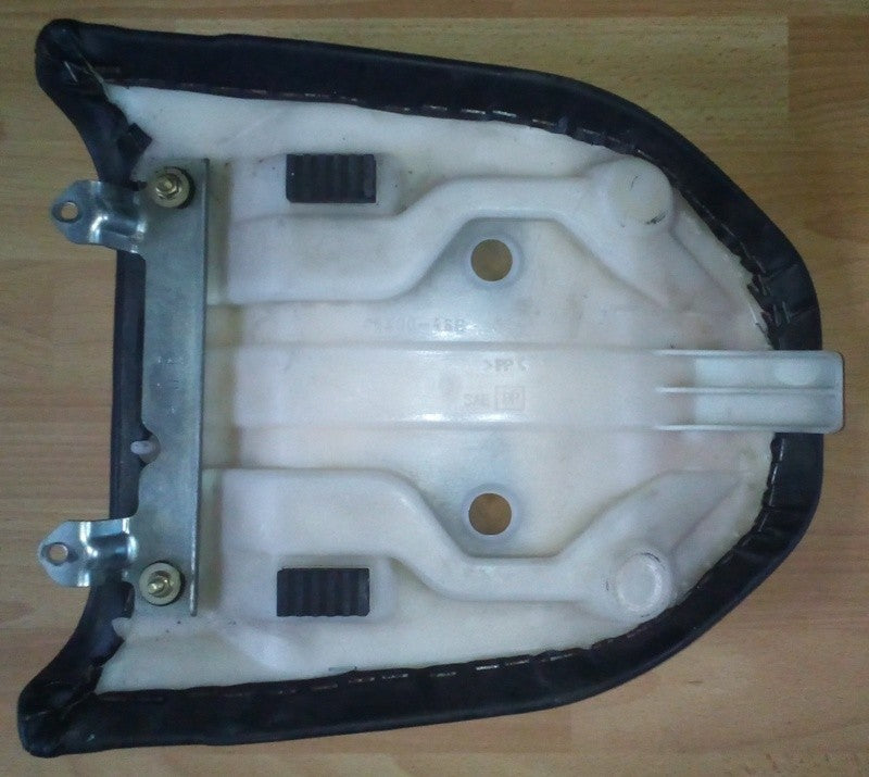 Selle passager SUZUKI 1100 GSXR 1993-1998 ref-00678