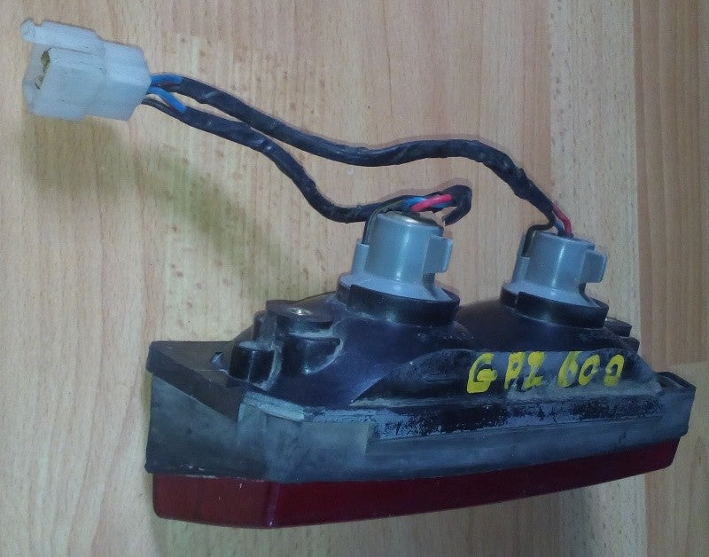 Feu arrière Kawasaki 600 GPZ 1987-1989 ref-00716