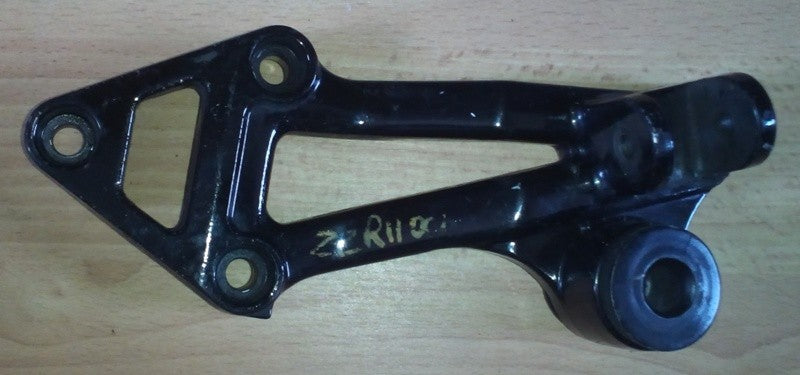 Platine repose pied Kawasaki ZZR 1100 1990-1992 ref-00747