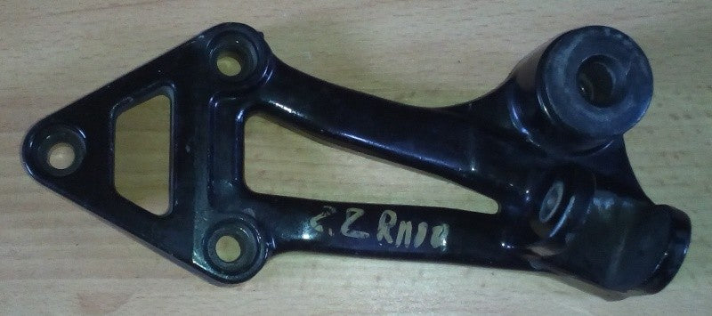 Platine repose pied Kawasaki ZZR 1100 1990-1992 ref-00750