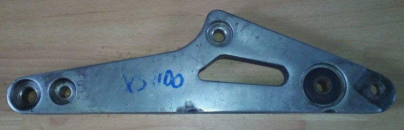 Platine repose pied Yamaha XS 1100 ref-00754