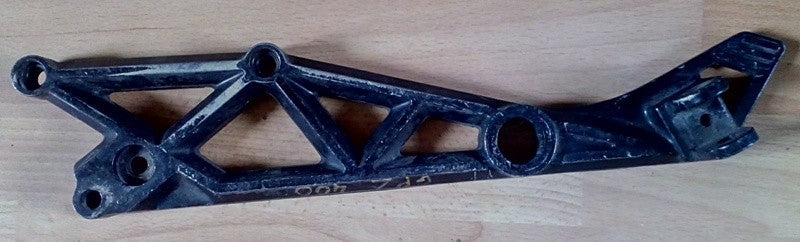 Platine repose pied Kawasaki GPZ 400 1992 ref-00760