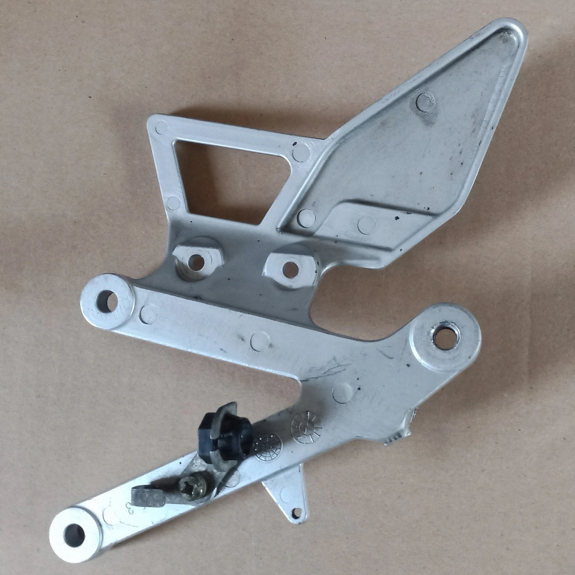 Used footrest for Yamaha 50 TZR 2003-2012 ref-01247
