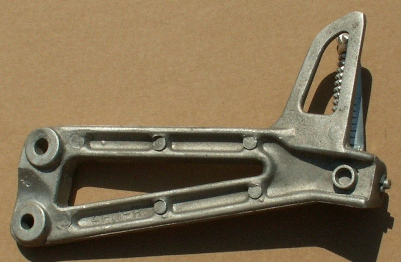 Repose pied passager Yamaha 125 TDR 1993-2002 ref-01051