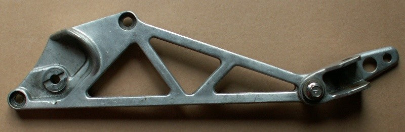 Platine repose pied Honda VF 750 F 1983-1984 ref-01066