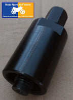 Arrache volant filetage femelle M26x1,0 mm pas à droite