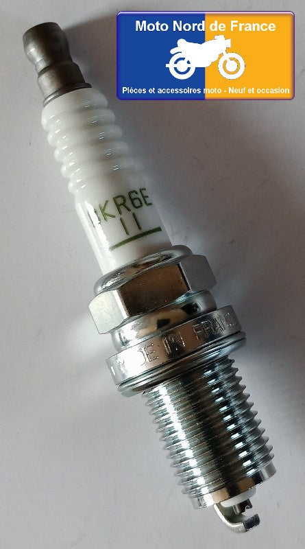 Bougie d'allumage NGK type BKR6E-11 (2756)