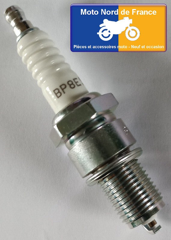 Bougie d'allumage NGK type BP8ES (2912)