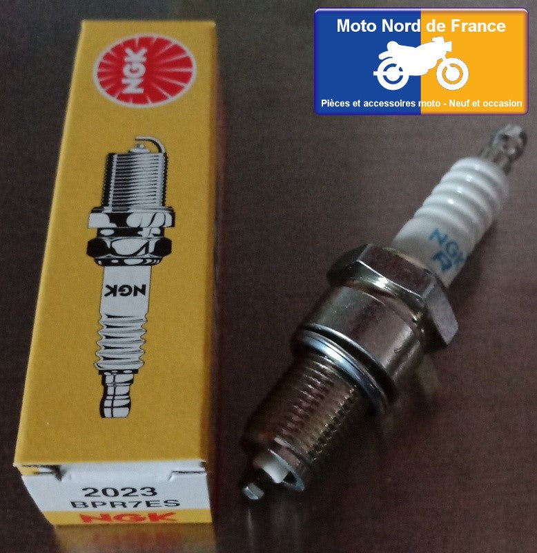 Bougie d'allumage NGK type BPR7ES (2023)