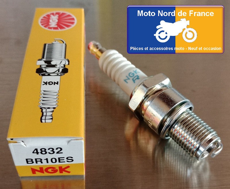 Bougie d'allumage NGK type BR10ES (4832)