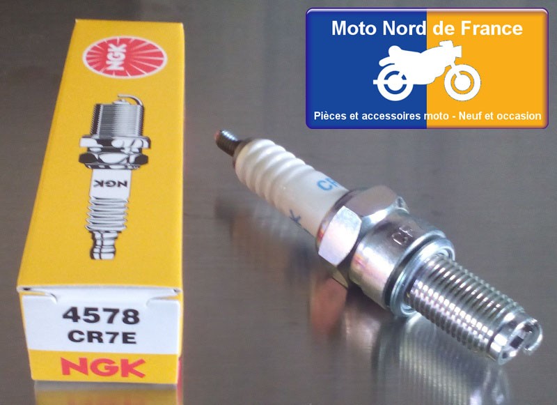 Bougie d'allumage NGK type CR7E (4578)