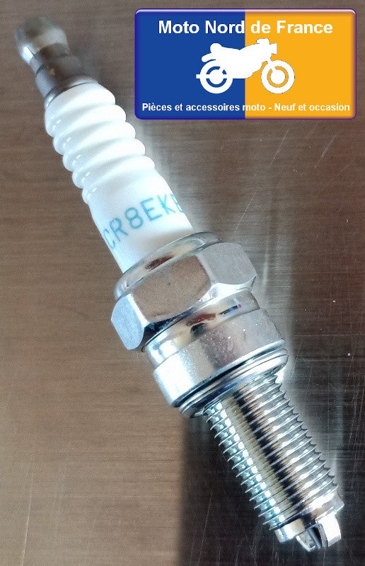 Bougie d'allumage NGK type CR8EKB (4374)