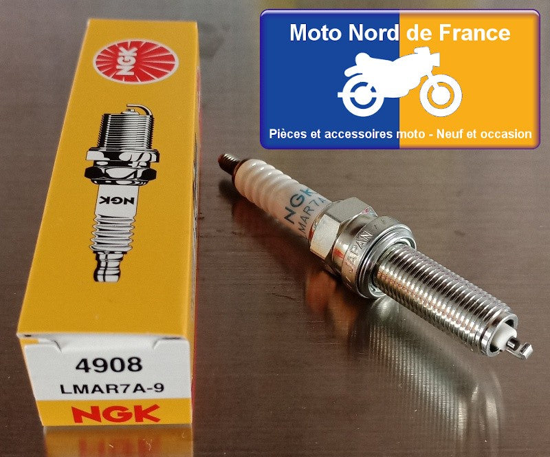 Bougie d'allumage NGK type LMAR7A-9 (4908)