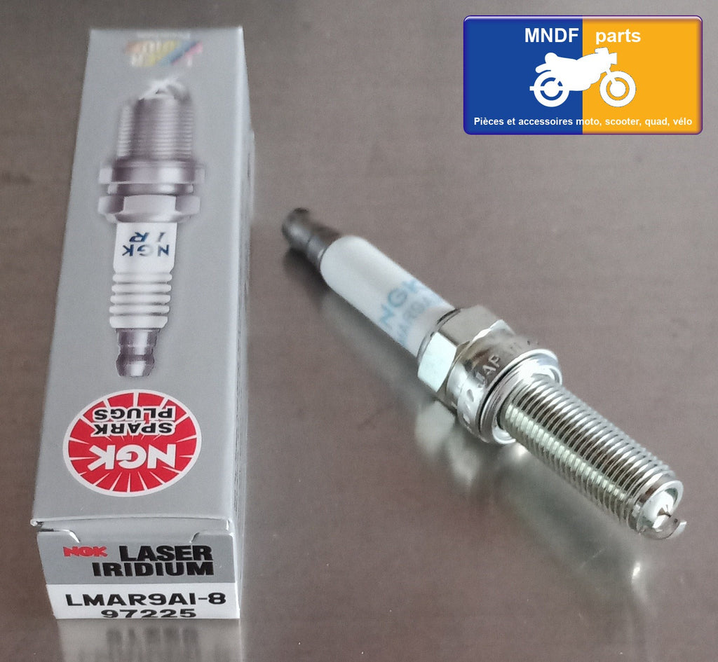 Bougie d'allumage NGK iridium type LMAR9AI-8 (97225)