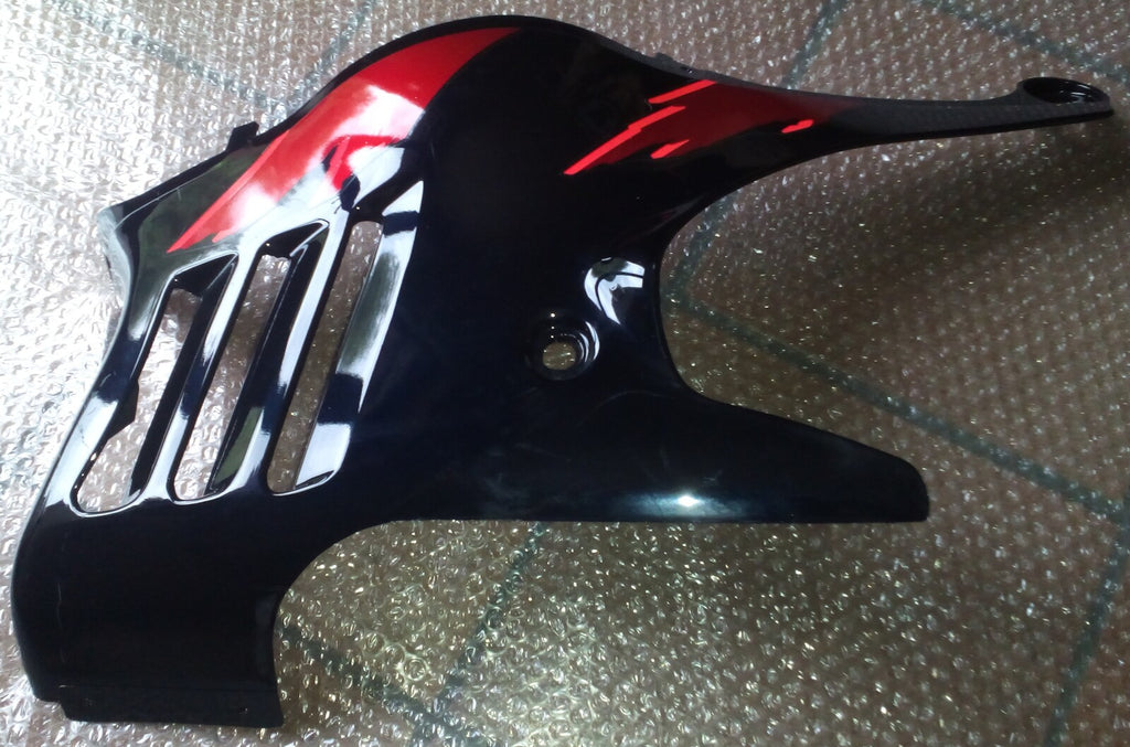 Flanc bas gauche Suzuki GSXF 600-750 ref-00014