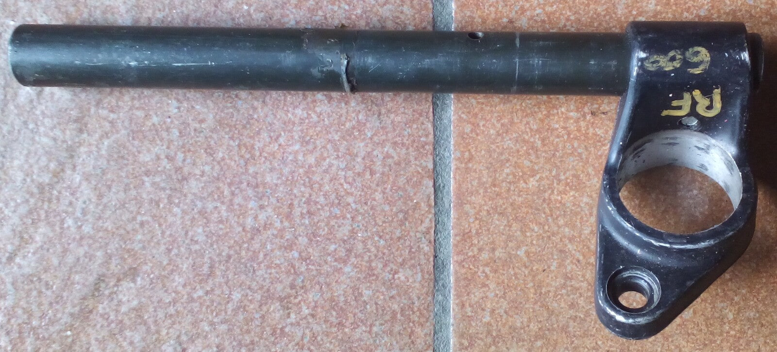 Demi guidon gauche Suzuki 600 RF 1993-1997 ref-00092