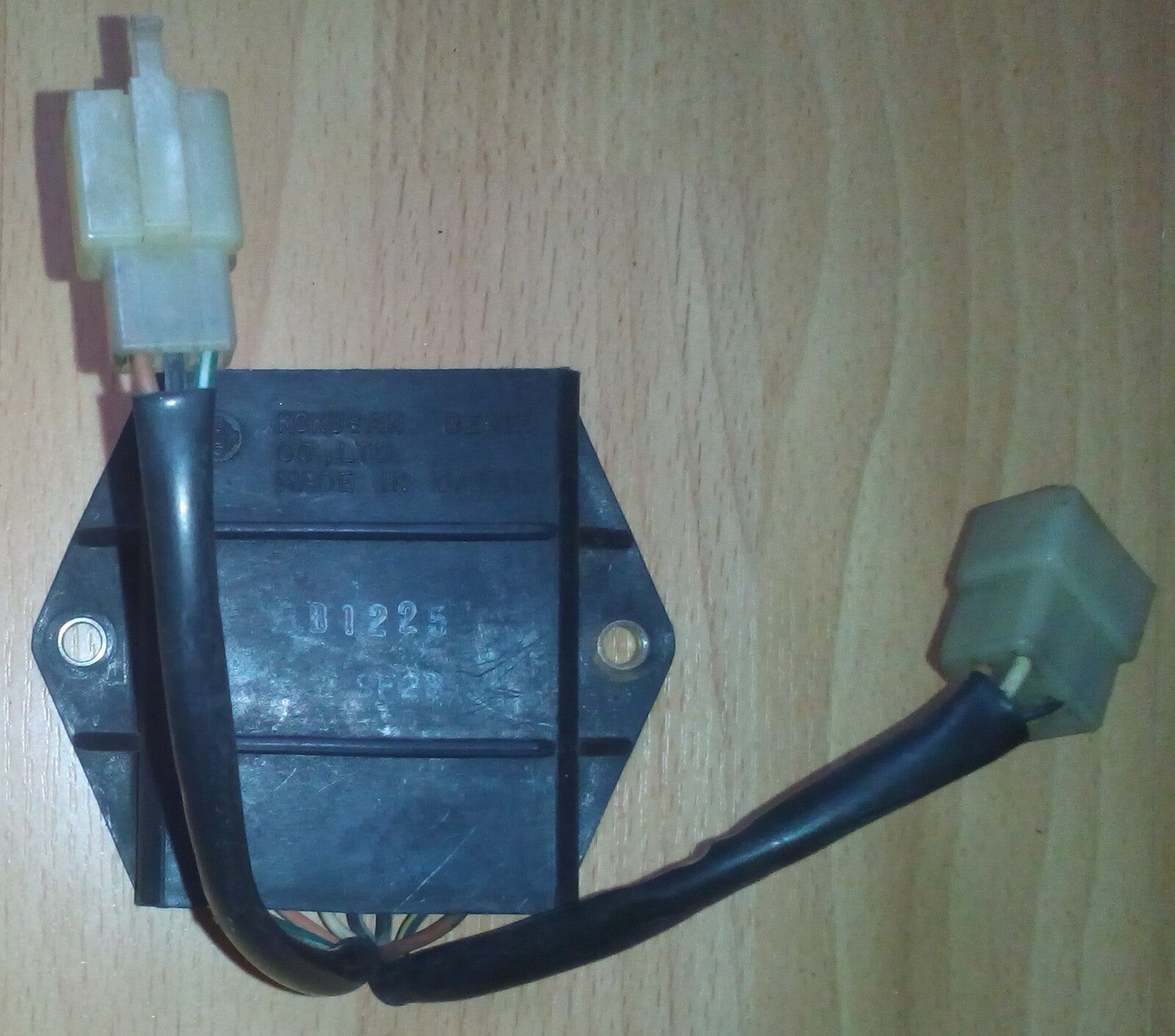 Boitier CDI Suzuki 500 GSE 1988-2000 ref 00136
