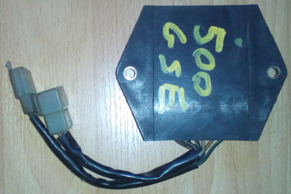 Boitier CDI Suzuki 500 GSE 1988-2000 ref 00152