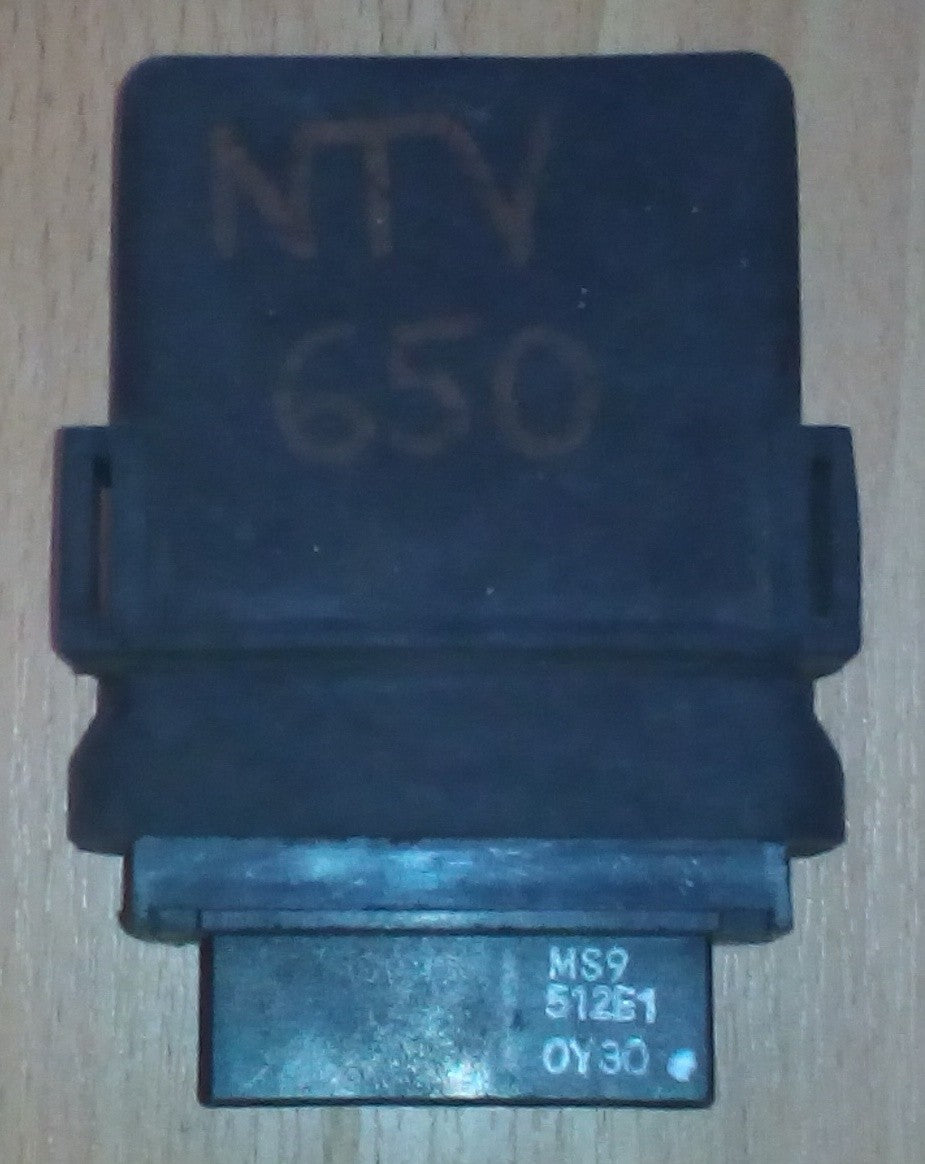 Boitier CDI Honda 650 NTV 1988-1997 ref 00284