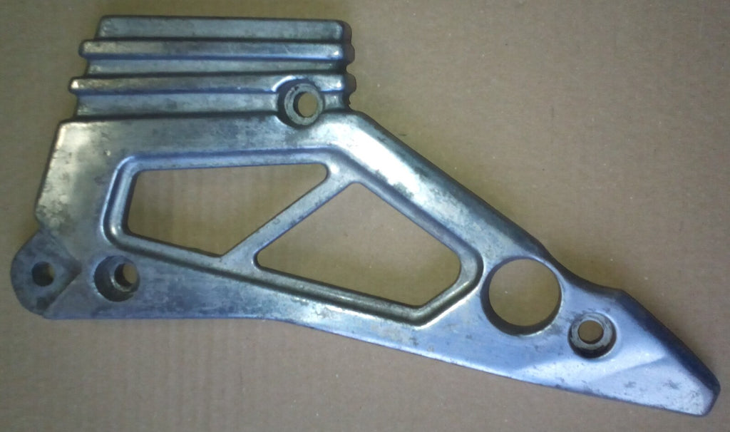 Platine repose pied Yamaha 900 XJ 1983-1985 ref-00335