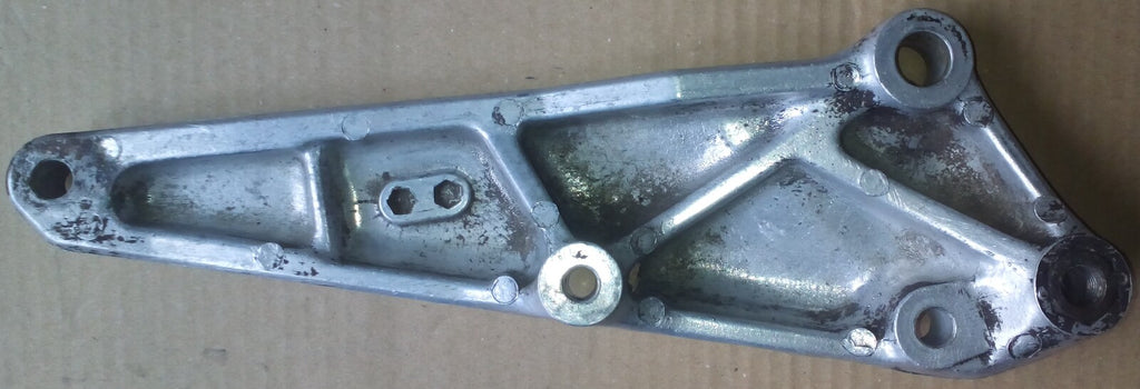 Platine repose pied Honda CB 400 N 1979-1981 ref. 00386