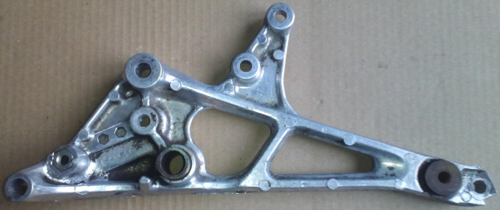Platine repose pied Honda CBX 400 1982 ref. 00388