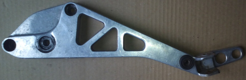 Platine repose pied Honda VF 400 1983-1984