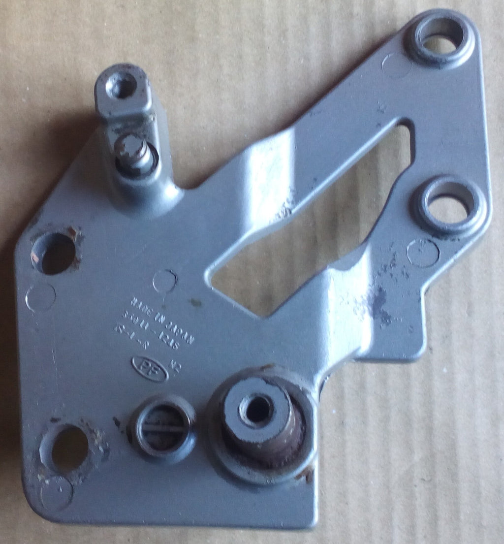Platine repose pied Kawasaki GPZ 600 R 1987-1989 ref. 00417