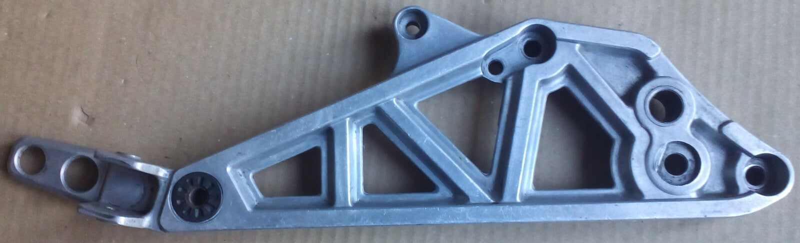 Platine repose pied Honda VF 500 F 1983-1984