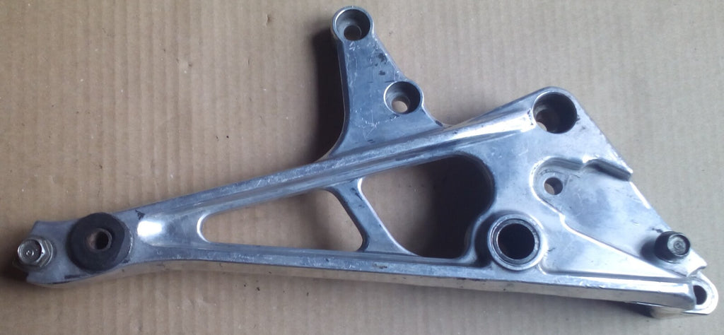 Platine repose pied Honda CBX 400 1982 ref-00449