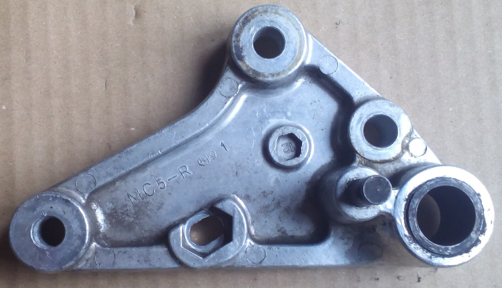 Platine repose pied Honda CX 500 ref-00450