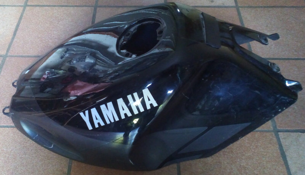 Capot de réservoir Yamaha FZR 600 1989-1997 ref-00268