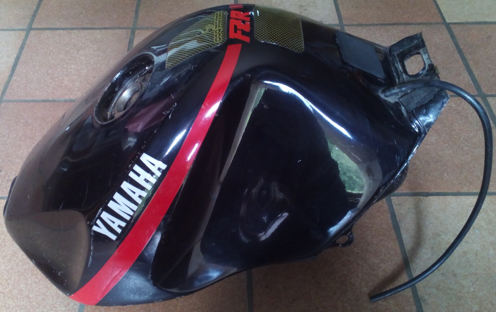 Réservoir Yamaha 600 FZR 1995 ref-00457