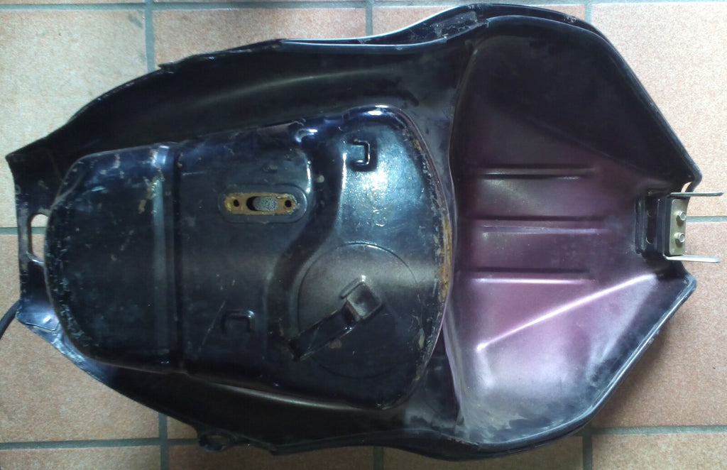 Réservoir Yamaha 600 FZR 1995 ref-00457