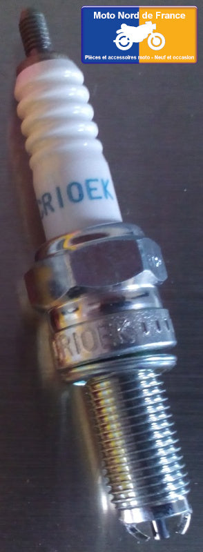 Bougie d'allumage NGK type CR10EK (2360)