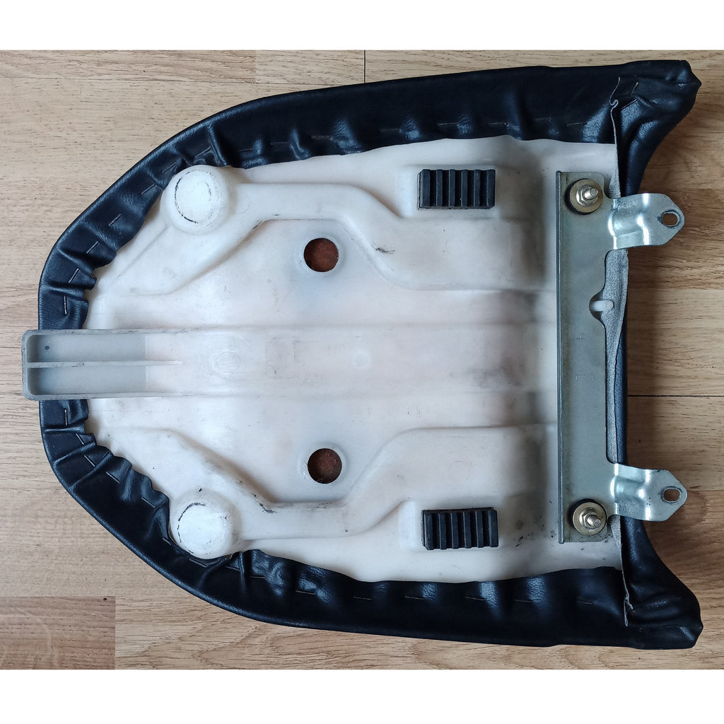 Selle passager SUZUKI 1100 GSXR 1993-1998 ref-01210